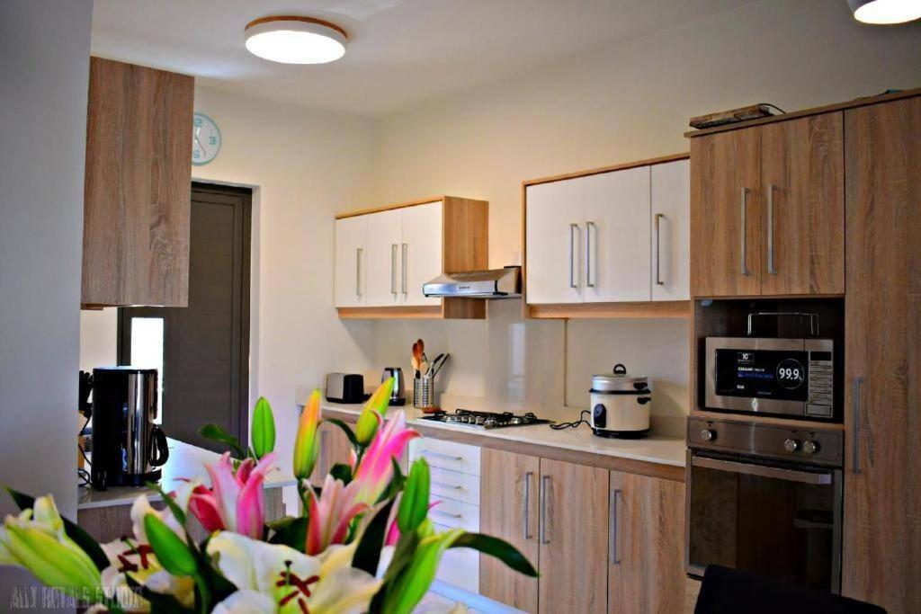 Modern And Cosy Condo: Westwood Apartments Flic-en-Flacq Zewnętrze zdjęcie