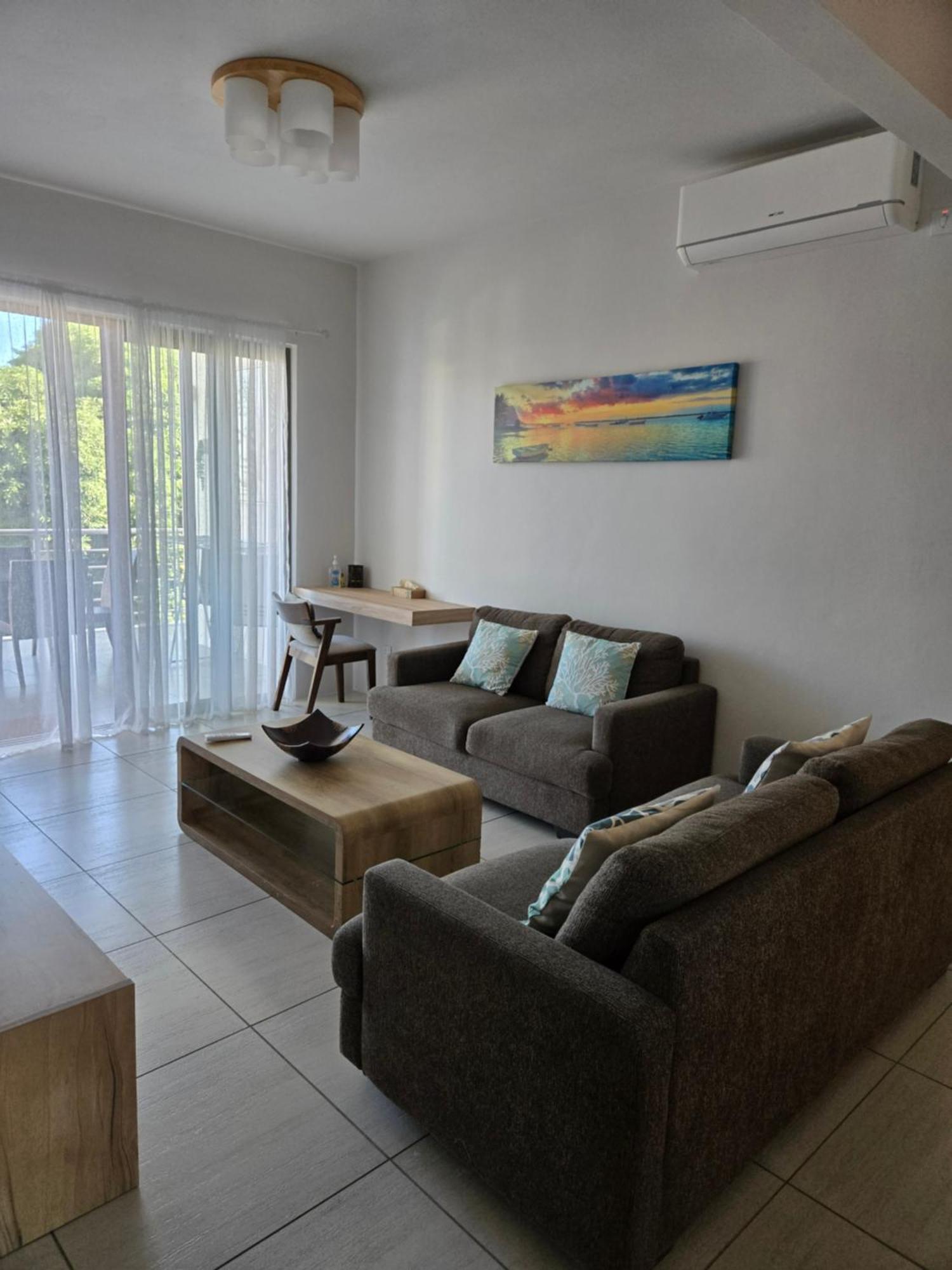 Modern And Cosy Condo: Westwood Apartments Flic-en-Flacq Zewnętrze zdjęcie