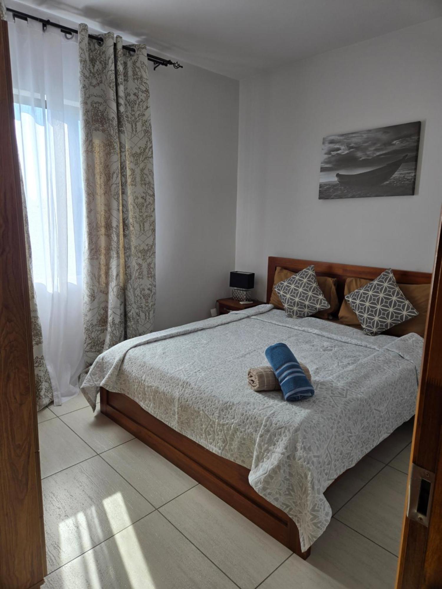 Modern And Cosy Condo: Westwood Apartments Flic-en-Flacq Zewnętrze zdjęcie
